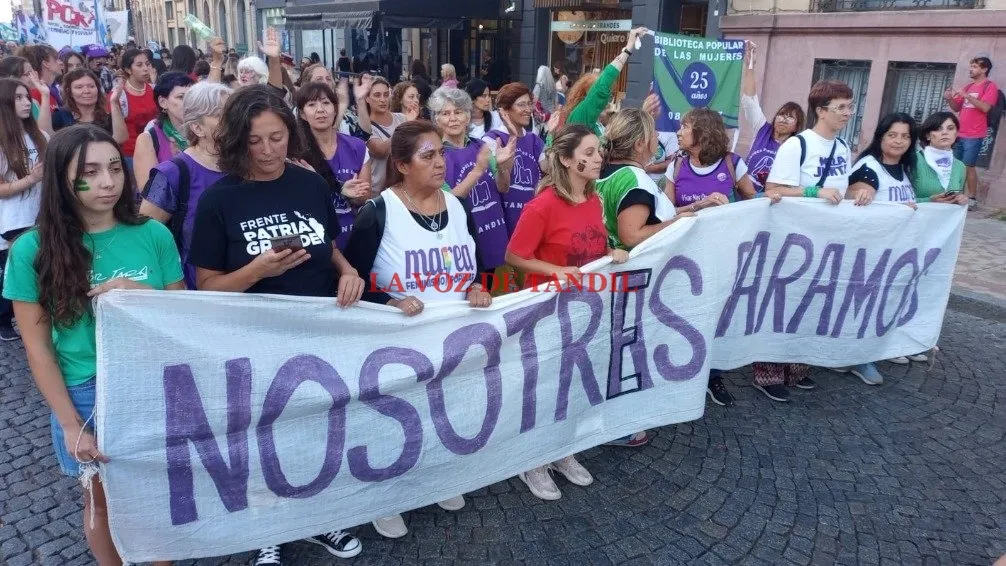 Con gran participación, se desarrolló la movilización del 8M